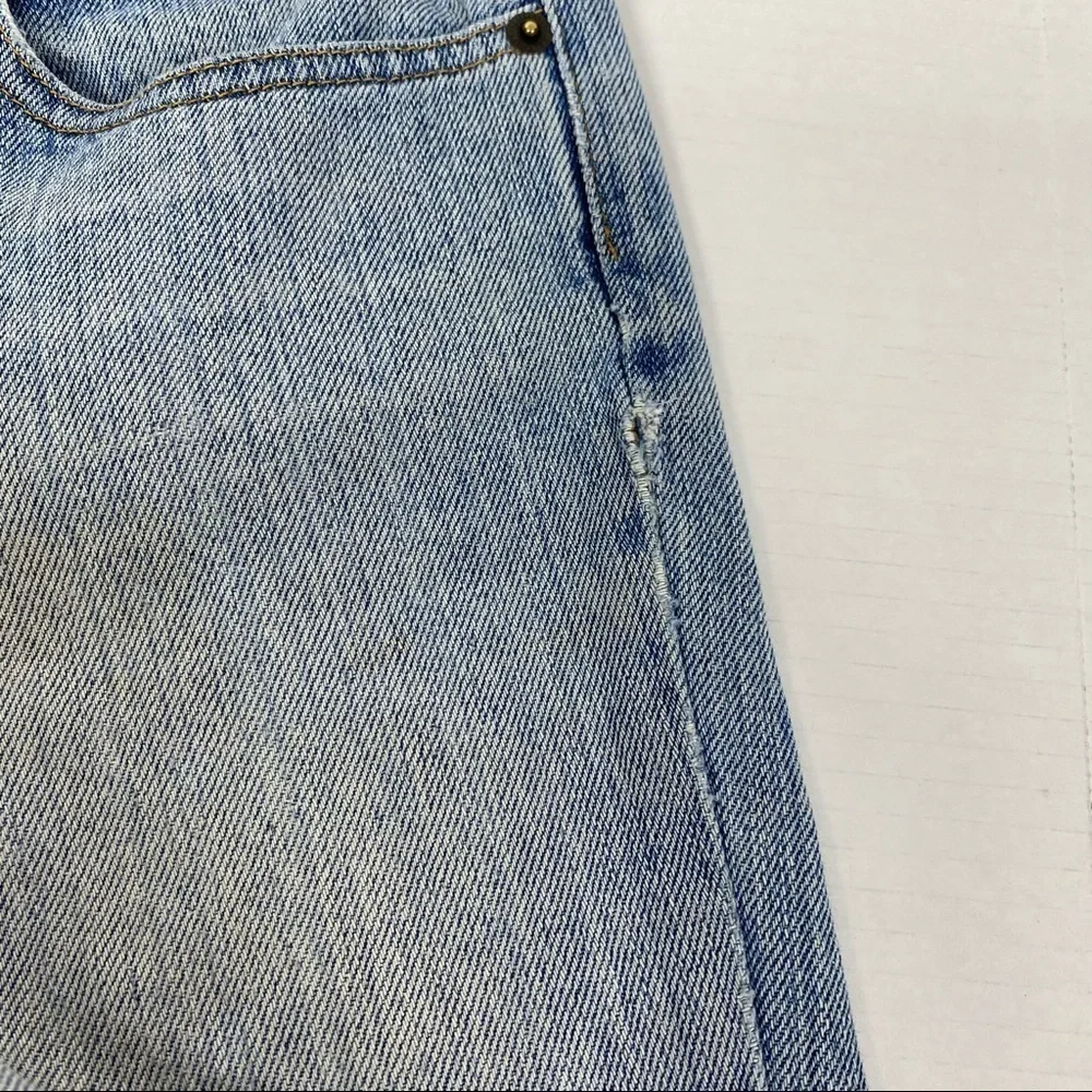 American Eagle Favorite Light Wash Raw Hem Jeans